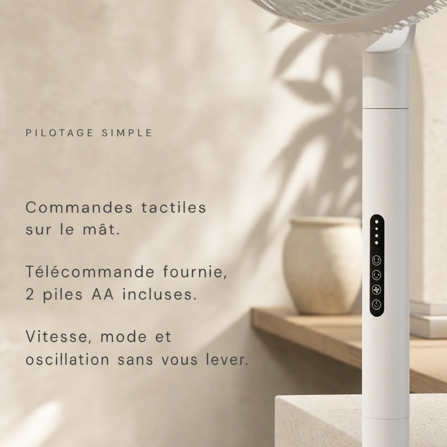 Panneau tactile du brasseur d'air silencieux L'Air Sain, pilotage simple et télécommande fournie avec piles.