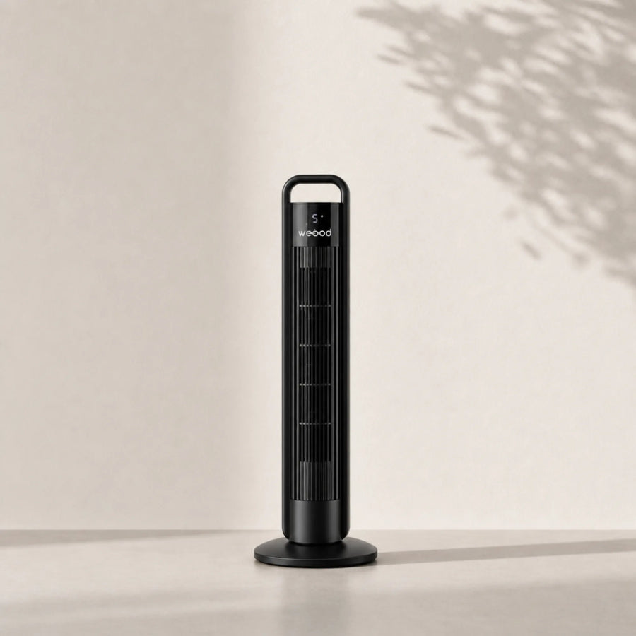 Ventilateur colonne sans pales grand format, coloris noir mat sur fond épuré, packshot L'Air Sain